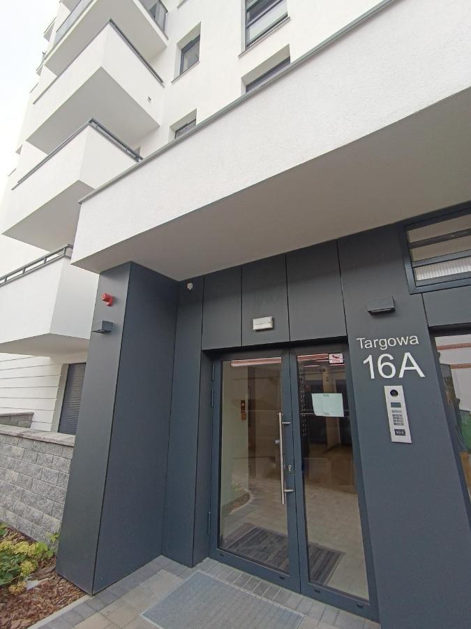 Apartament Nr15 Z Parkingiem Podziemnym Torun Exterior photo